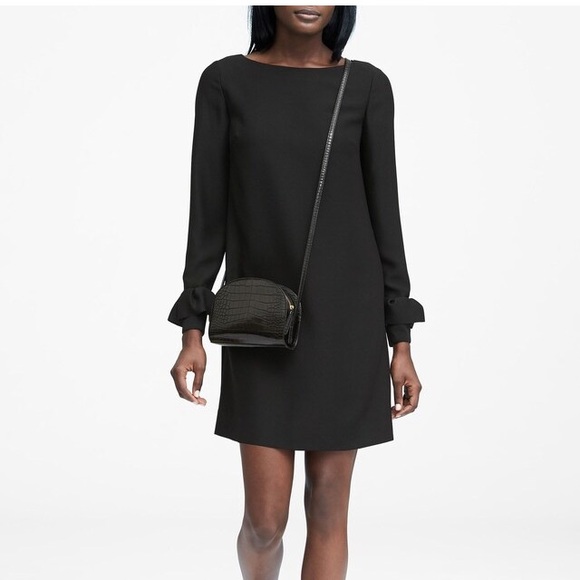 NWOT BANANA REPUBLIC Dress - Picture 3 of 3